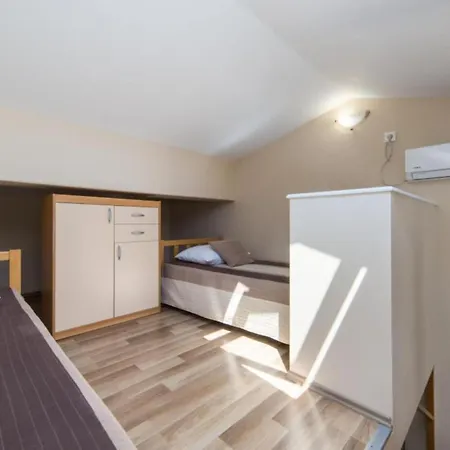 Appartamento Nmn - With Balcony 3 *